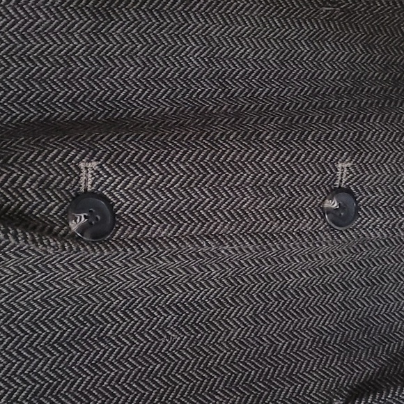 Jacket - Picture 2 of 10